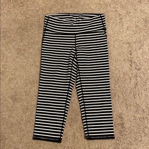 Athelta mid rise cropped legging medium